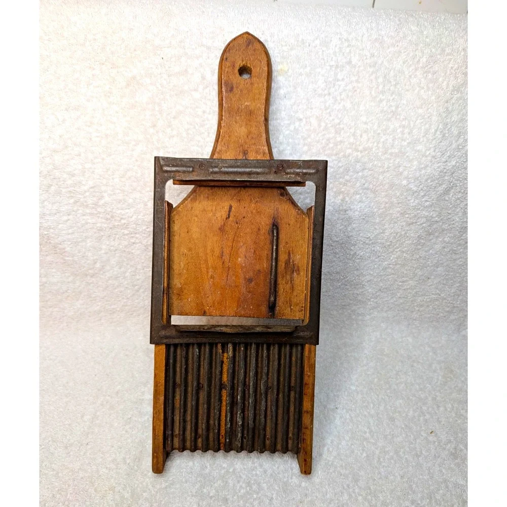 Vintage Wood & Metal Crinkle Cutter Food Slicer Wavy Blade Manual w/ Handles